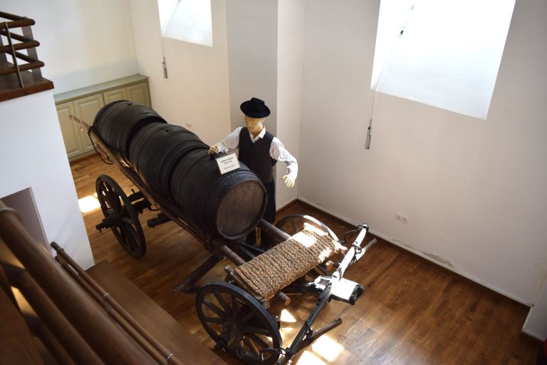 VBM felemelet szeker